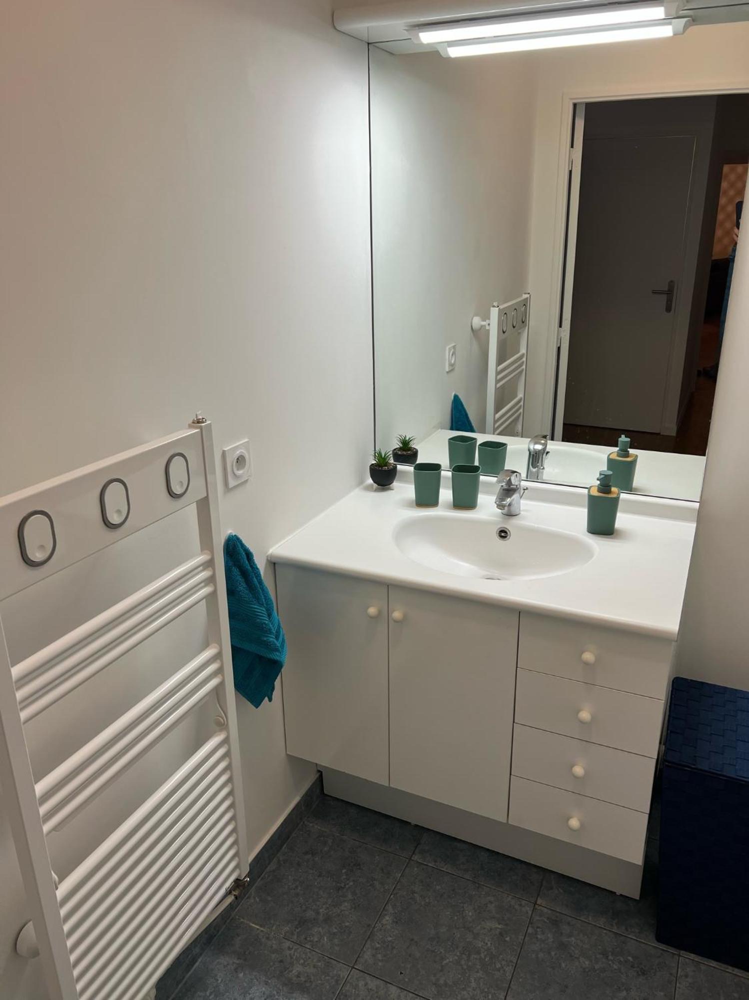 Paris-Montrouge Magnifique Appartement 3 Pieces De 75M2 Avec Parking - Tres Cosy Pour 1 - 8 Personnes Refait A Neuf -Entire Apartment Luxurious And Warm -Montrouge Paris 14Eme - Proche Aeroport Orly Parc Expositions Porte De Versailles Free Wifi Grat Εξωτερικό φωτογραφία